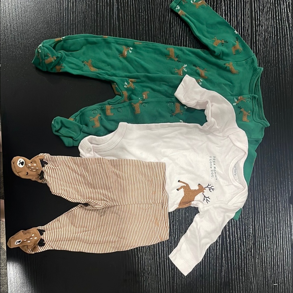 Carter's Green and White Deer Footies Set